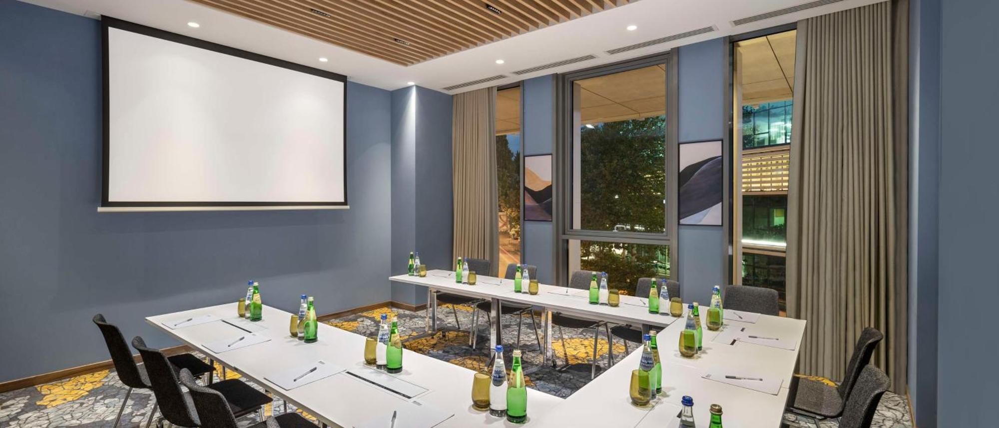 Hilton Garden Inn Tbilisi Riverview Εξωτερικό φωτογραφία