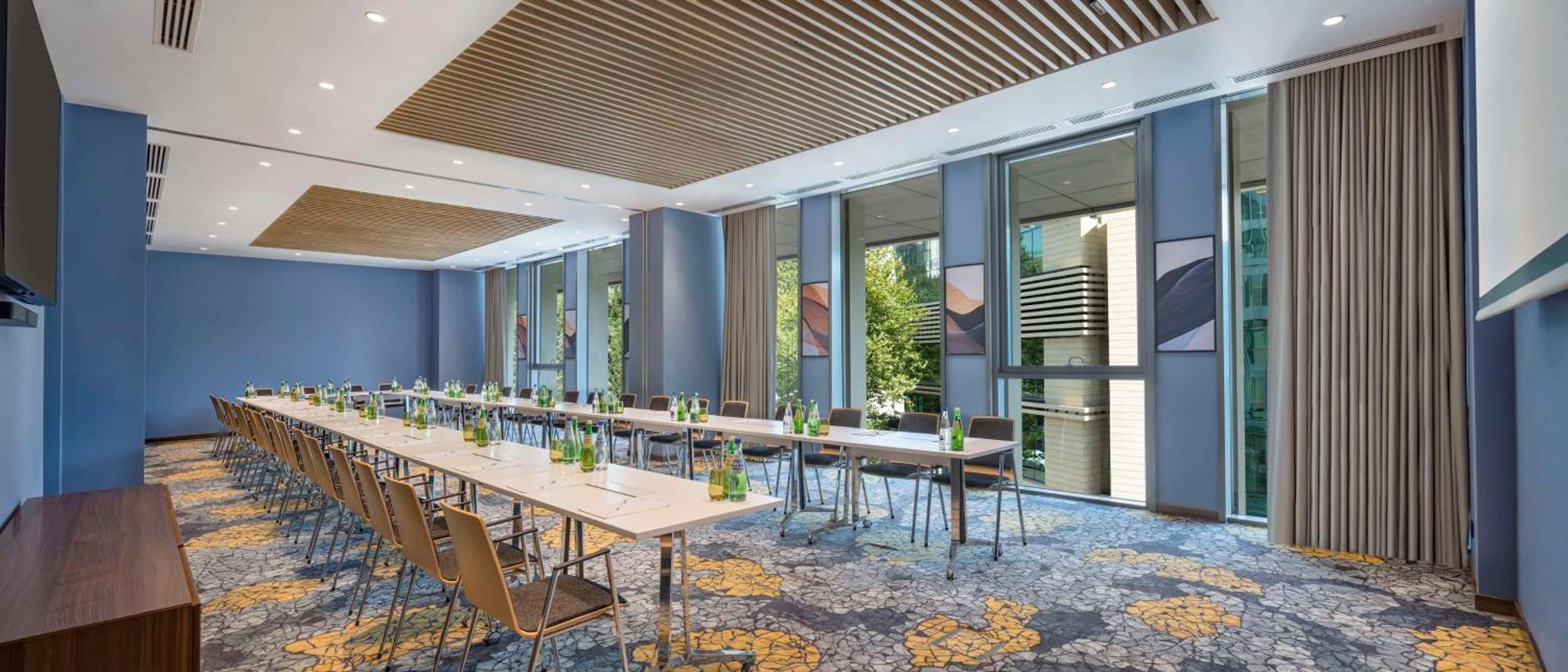Hilton Garden Inn Tbilisi Riverview Εξωτερικό φωτογραφία