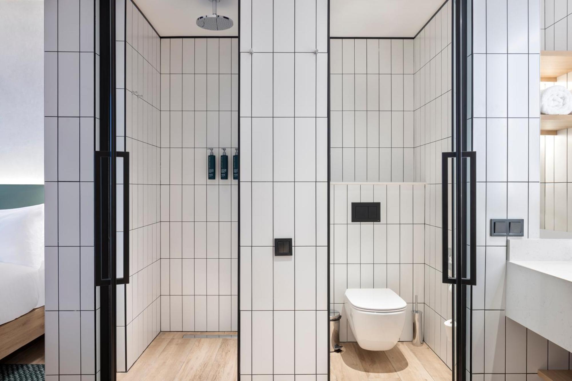 Hilton Garden Inn Tbilisi Riverview Εξωτερικό φωτογραφία